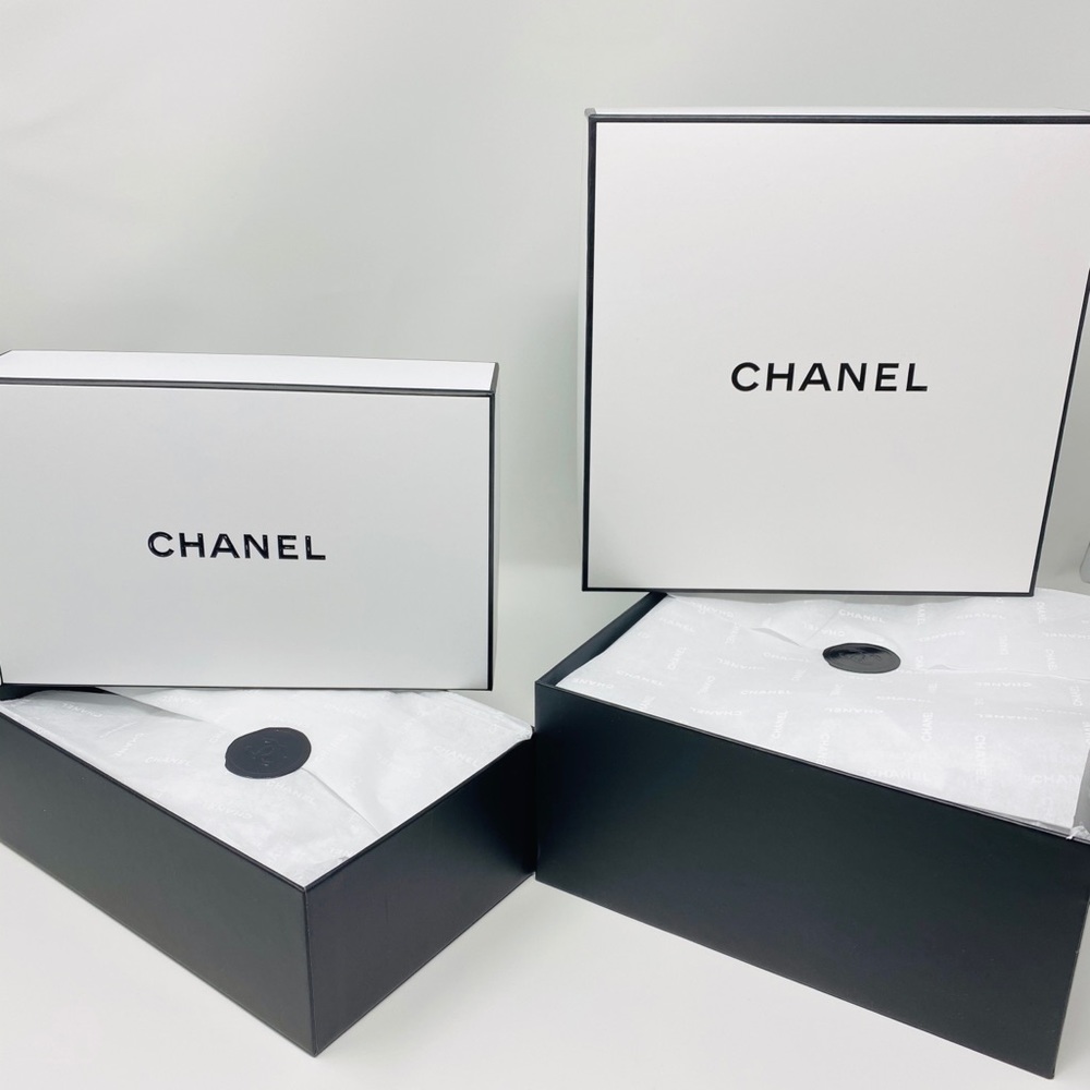 Chanel 2 gift boxes!